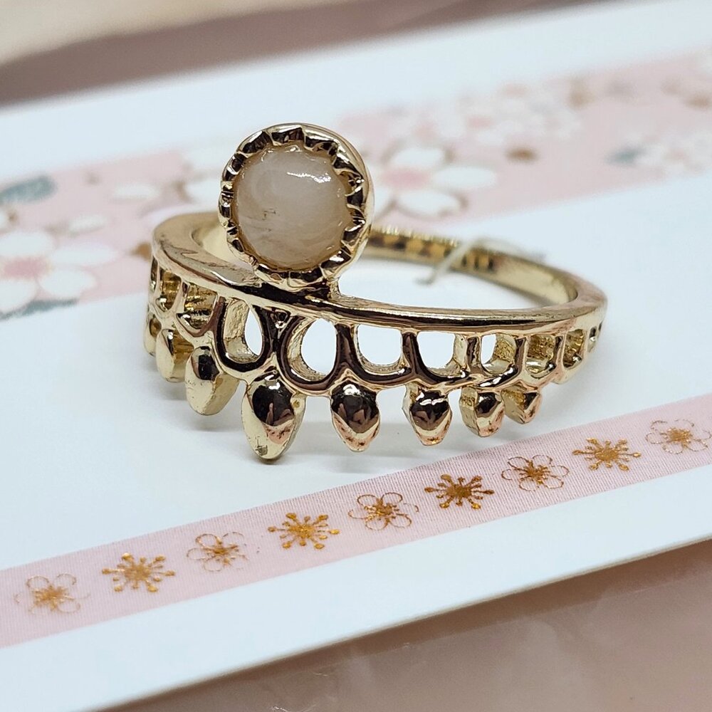Torrid Gold-Tone Crown Ring with Pink Gem Accent (Size 8)